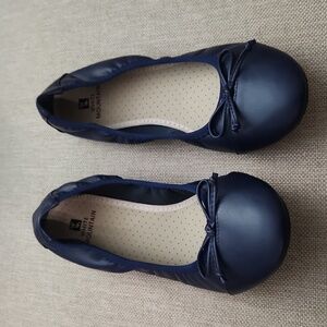 NEW White Mountain Navy Flexible Ballet Flats Women's Shoes